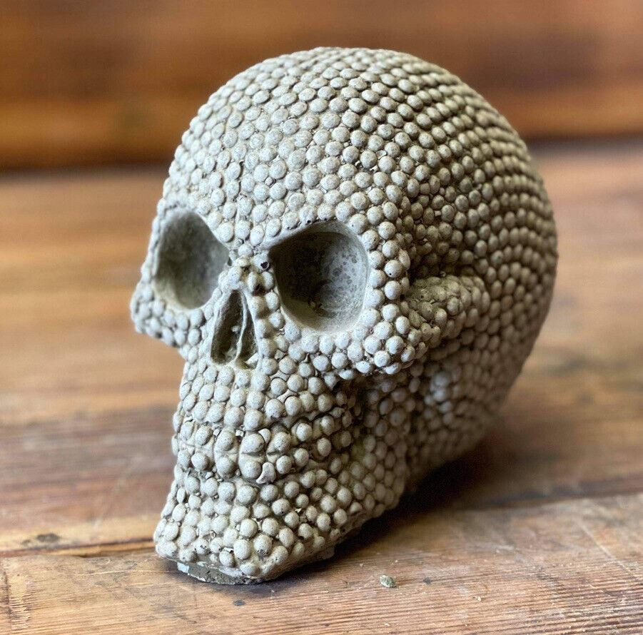 STONE GARDEN PIN BALL SKULL GOTHIC HUMAN HEAD ORNAMENT STATUE