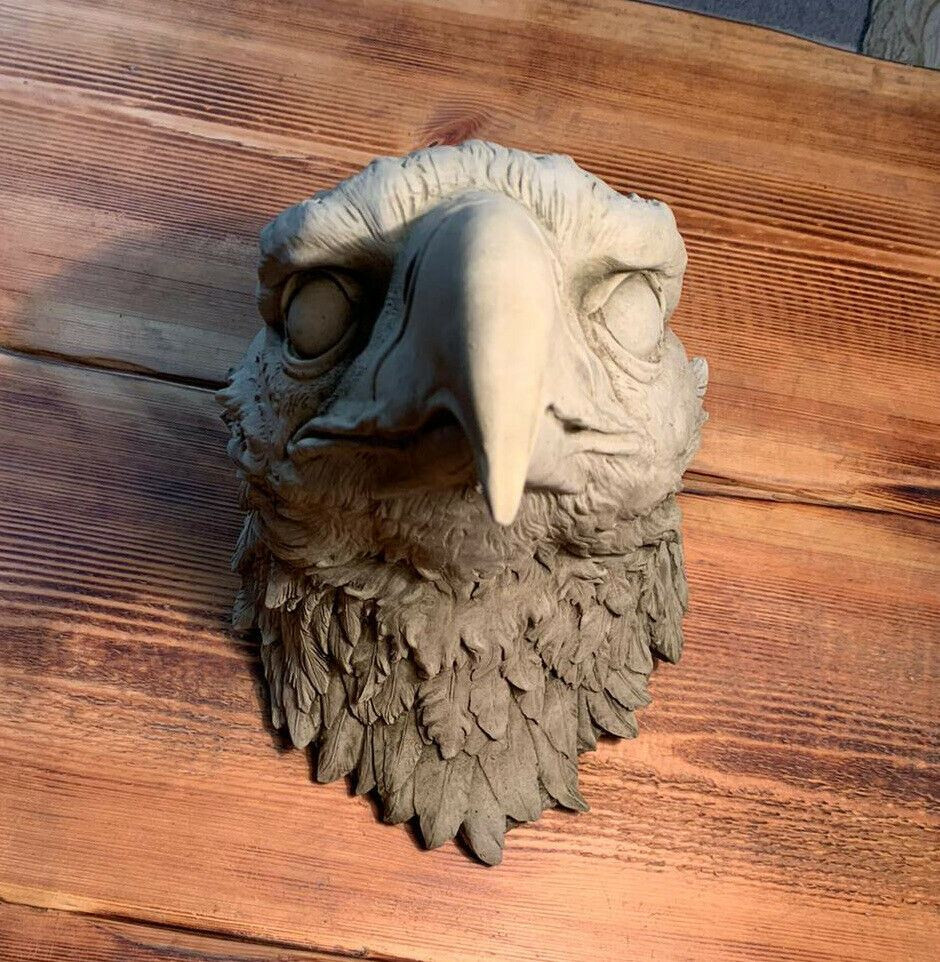 STONE GARDEN LARGE DETAILED GOLDEN EAGLE HEAD WALL HANGING PLAQUE ORNAMENT