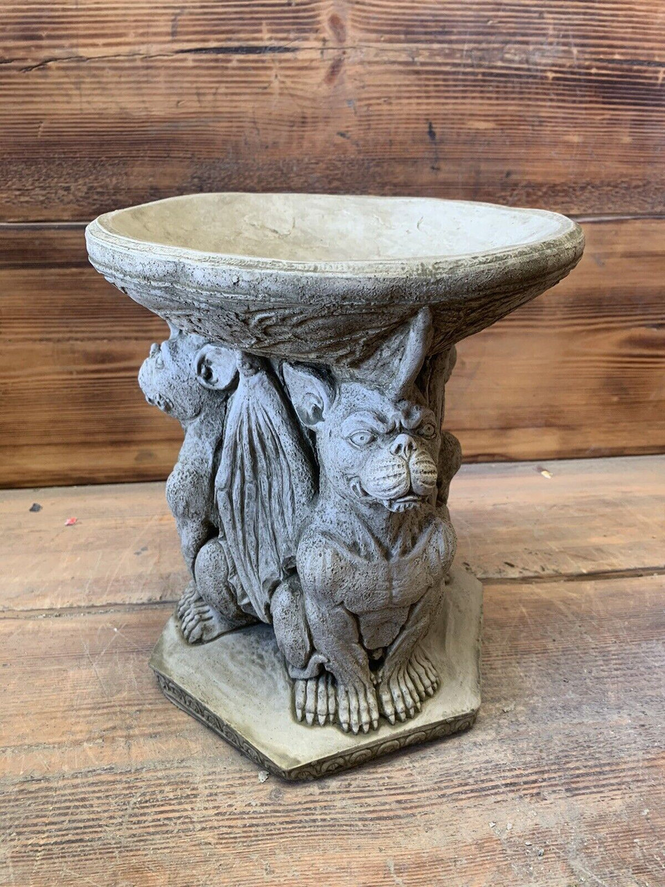 STONE GARDEN GARGOYLE BIRD BATH FEEDER GREMLIN WINGED GOTHIC STATUE ORNAMENT