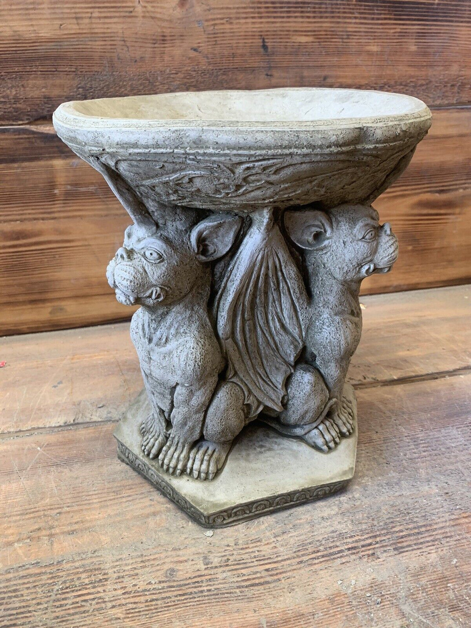 STONE GARDEN GARGOYLE BIRD BATH FEEDER GREMLIN WINGED GOTHIC STATUE ORNAMENT