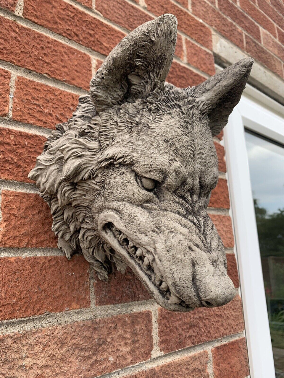 STONE GARDEN LARGE NATURAL DETAILED WOLF HEAD WALL HANGING PLAQUE ORNAMENT