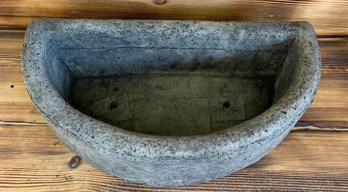 STONE GARDEN HALF CIRCLE PLANTER PLANT POT ORNAMENT