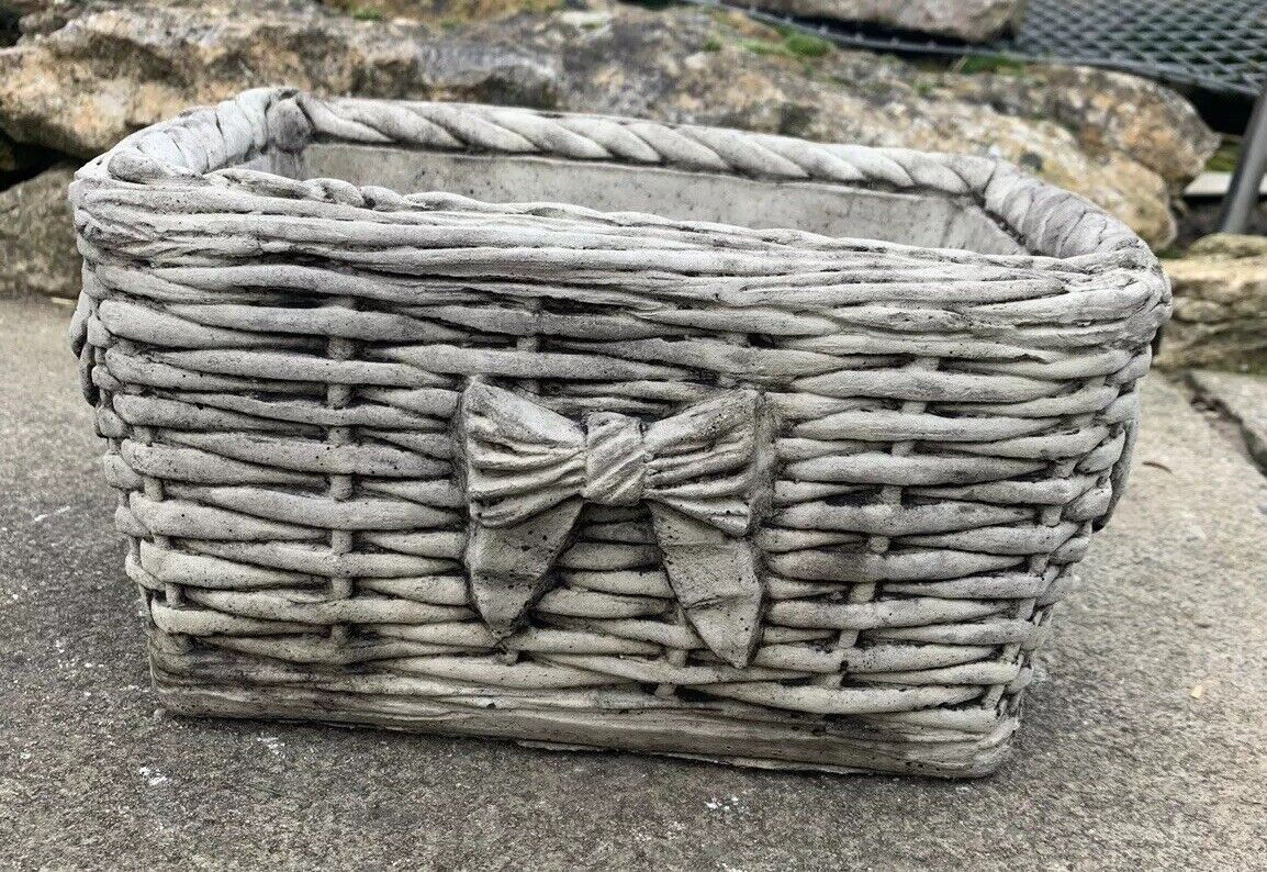 STONE GARDEN WICKER BASKET PLANTER PLANT POT ORNAMENT 