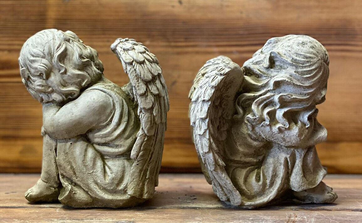 STONE GARDEN PAIR OF SLEEPING RESTING ANGEL CHERUB MEMORIAL GIFT ORNAMENT