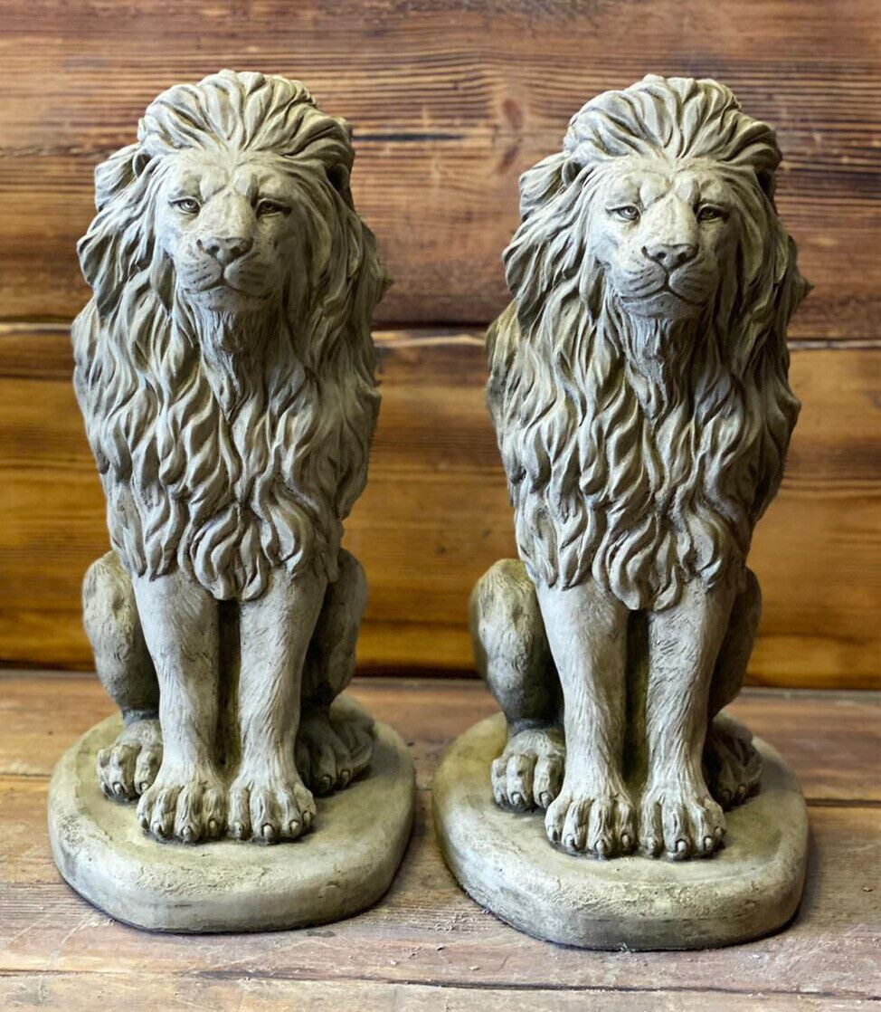 STONE GARDEN PAIR OF PROUD LION ON BASE STATUE PILLAR CAP DETAILED GIFT ORNAMENT