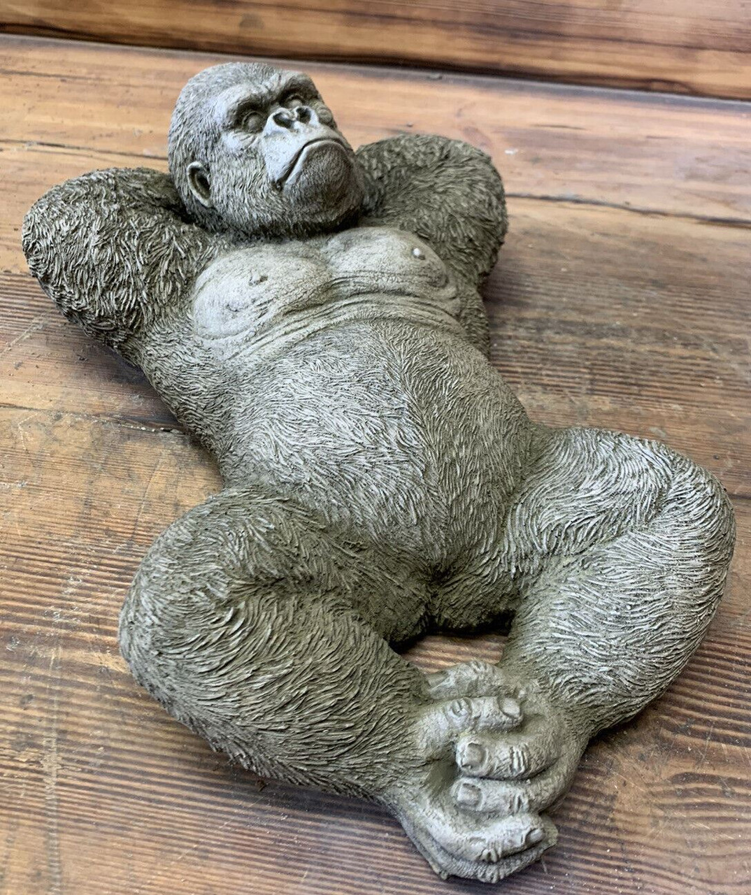 STONE GARDEN LYING SILVERBACK GORILLA MONKEY CHIMP APE STATUE GIFT ORNAMENT