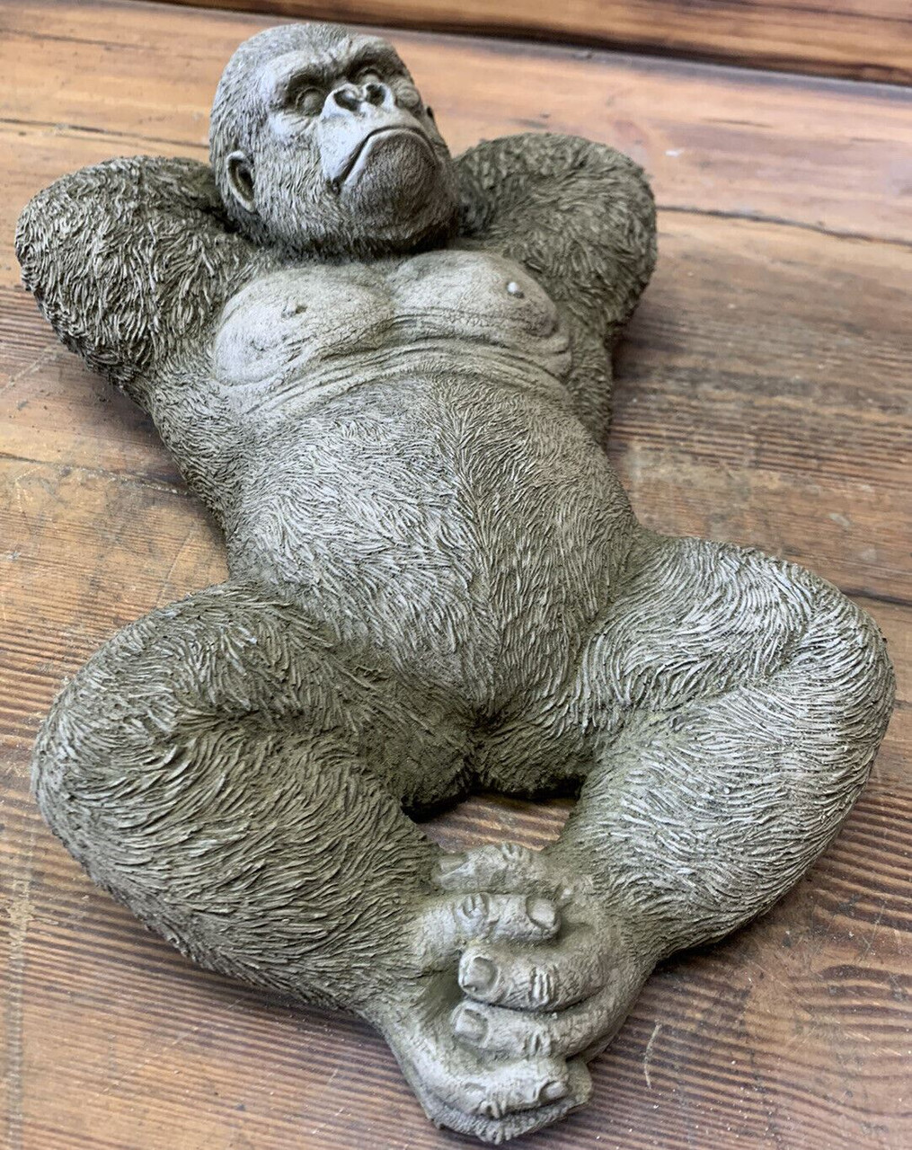 STONE GARDEN LYING SILVERBACK GORILLA MONKEY CHIMP APE STATUE GIFT ORNAMENT