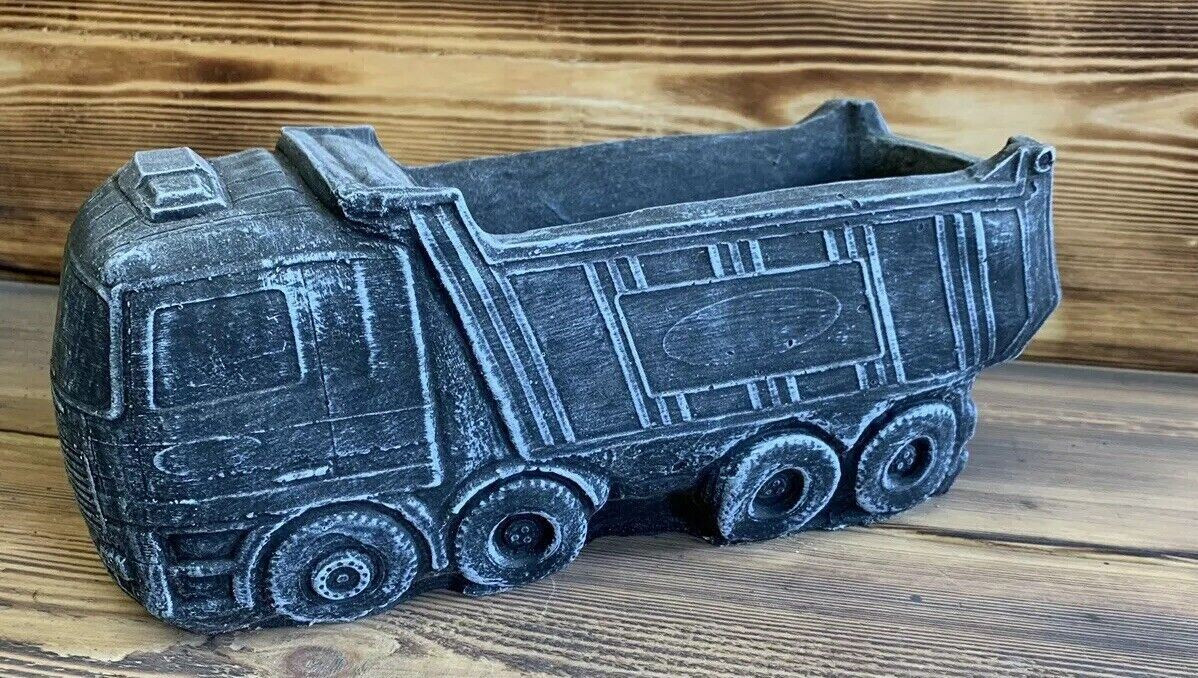 STONE GARDEN 8 WHEEL TRUCK LORRY TIPPER PLANT POT DETAILED CONCRETE ORNAMENT