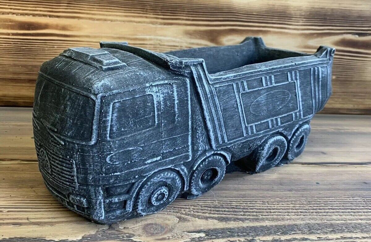 STONE GARDEN 8 WHEEL TRUCK LORRY TIPPER PLANT POT DETAILED CONCRETE ORNAMENT