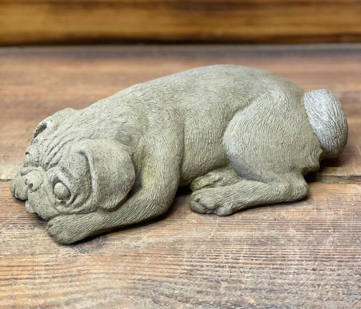 STONE GARDEN SMALL LAYING PUG ORNAMENT STATUE