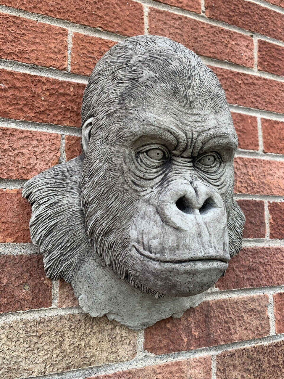 STONE GARDEN LARGE NATURAL DETAILED GORILLA HEAD WALL HANGING PLAQUE ORNAMENT