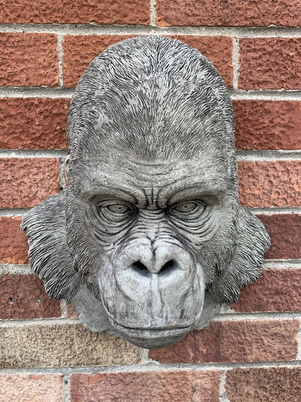 STONE GARDEN LARGE NATURAL DETAILED GORILLA HEAD WALL HANGING PLAQUE ORNAMENT