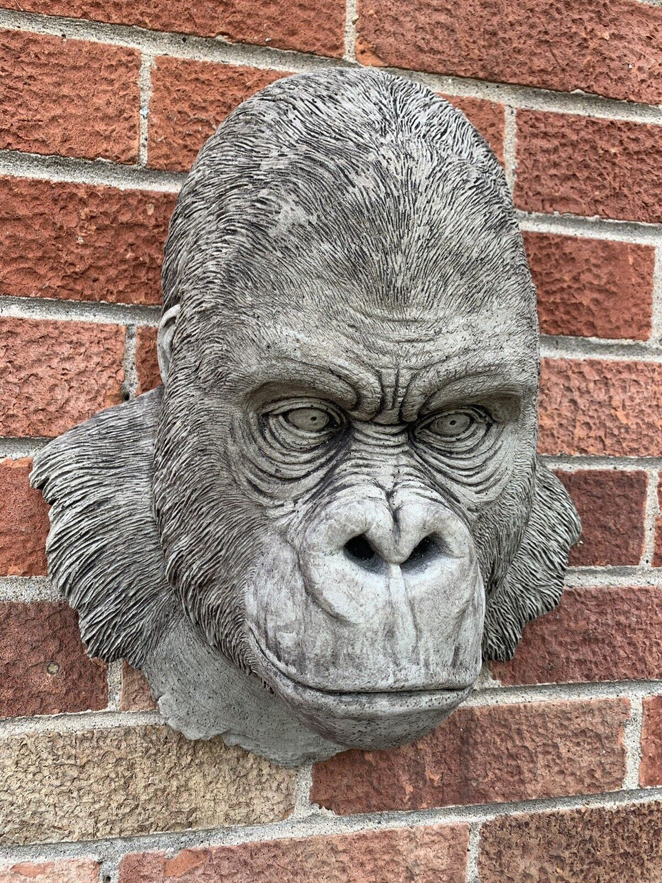 STONE GARDEN LARGE NATURAL DETAILED GORILLA HEAD WALL HANGING PLAQUE ORNAMENT