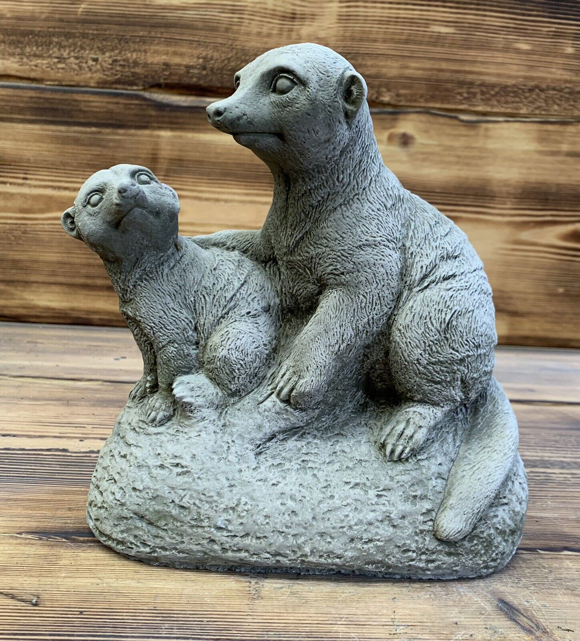 STONE GARDEN MOTHER AND BABY MEERKAT FAMILY STATUE ORNAMENT