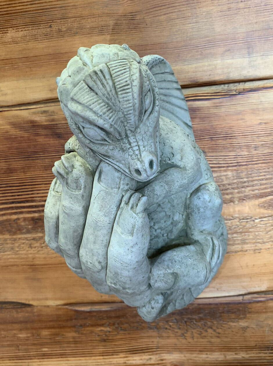 STONE GARDEN BABY DRAGON IN HAND WALL PLAQUE HANGING CONCRETE ORNAMENT