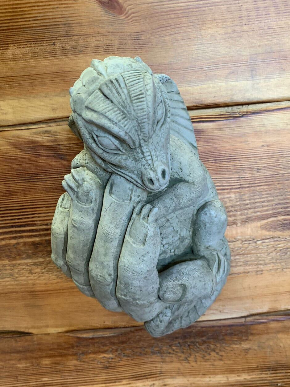 STONE GARDEN BABY DRAGON IN HAND WALL PLAQUE HANGING CONCRETE ORNAMENT