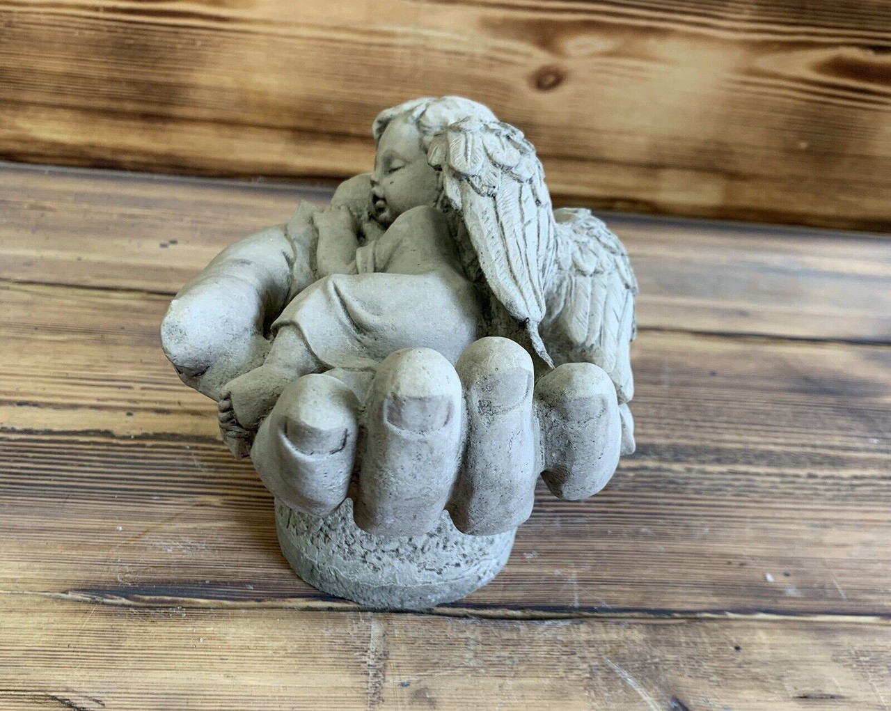 STONE GARDEN ANGEL CHERUB ON HAND MEMORIAL STATUE ORNAMENT