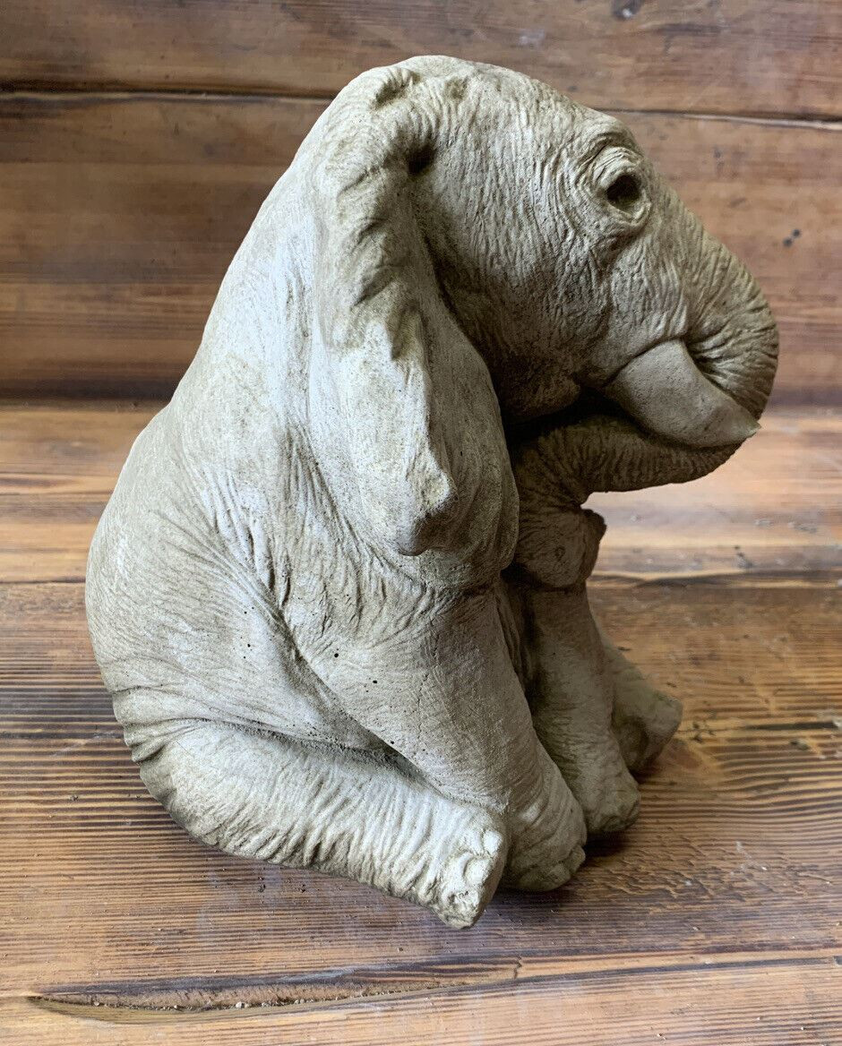 STONE GARDEN CUTE SITTING BABY ELEPHANT GIFT ORNAMENT