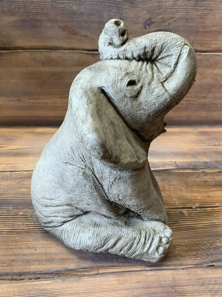 STONE GARDEN CUTE SITTING TRUNK UP BABY ELEPHANT GIFT ORNAMENT