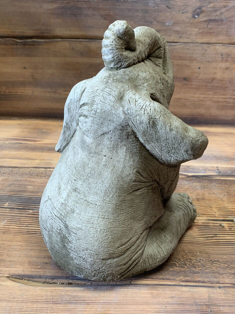 STONE GARDEN CUTE SITTING TRUNK UP BABY ELEPHANT GIFT ORNAMENT