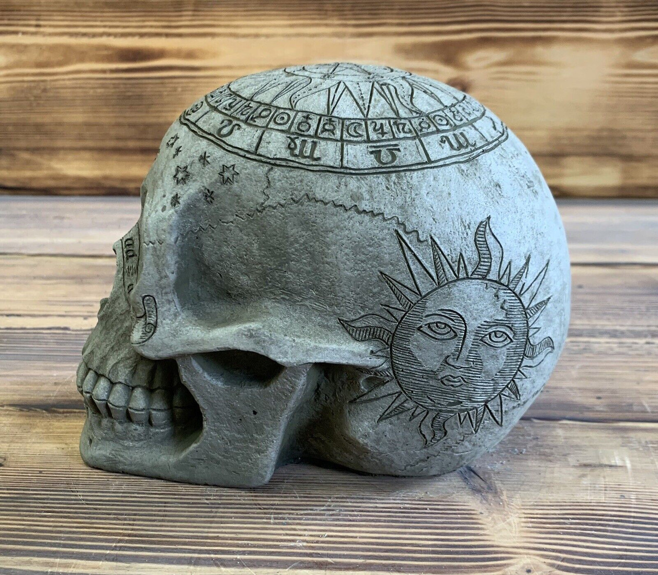 STONE GARDEN ZODIAC SKULL GOTHIC HUMAN HEAD ORNAMENT STATUE