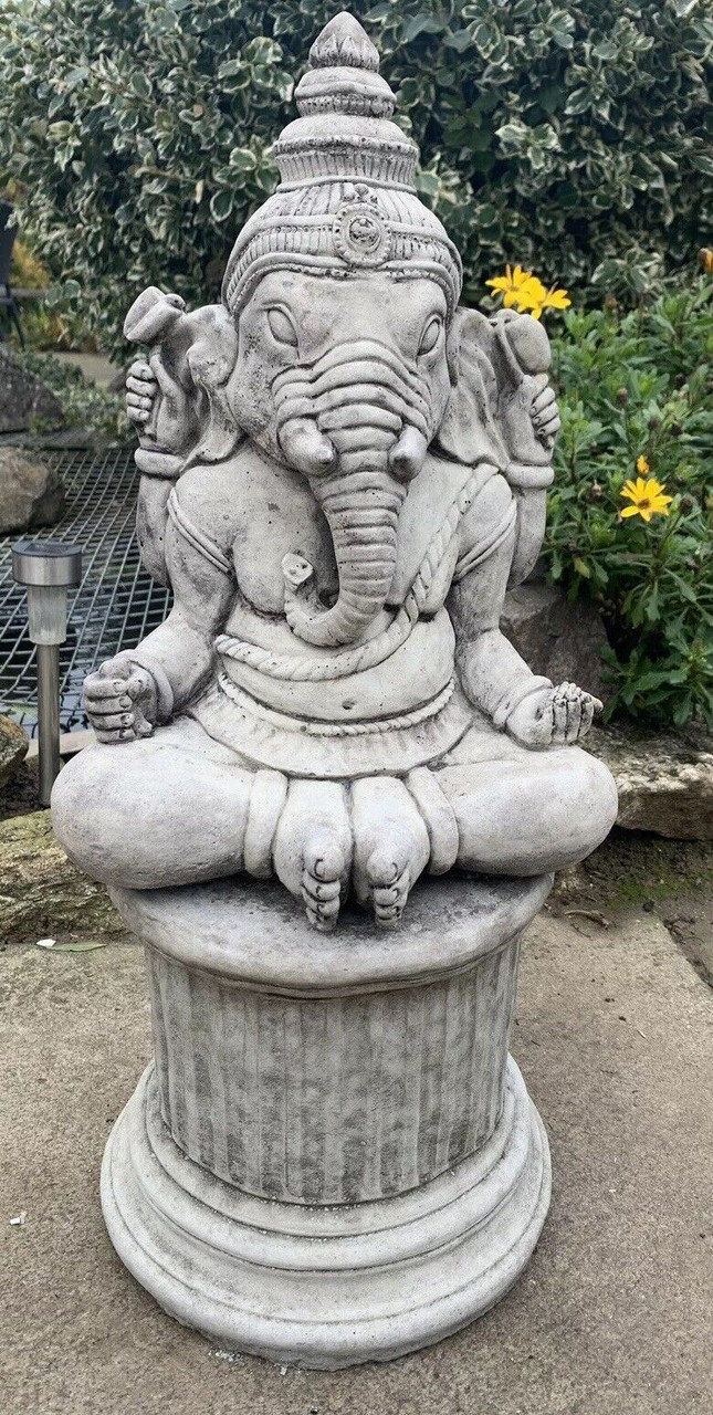 STONE GARDEN LARGE MEDITATING GANESH STATUE ON PLINTH PEDESTAL ELEPHANT ORNAMENT