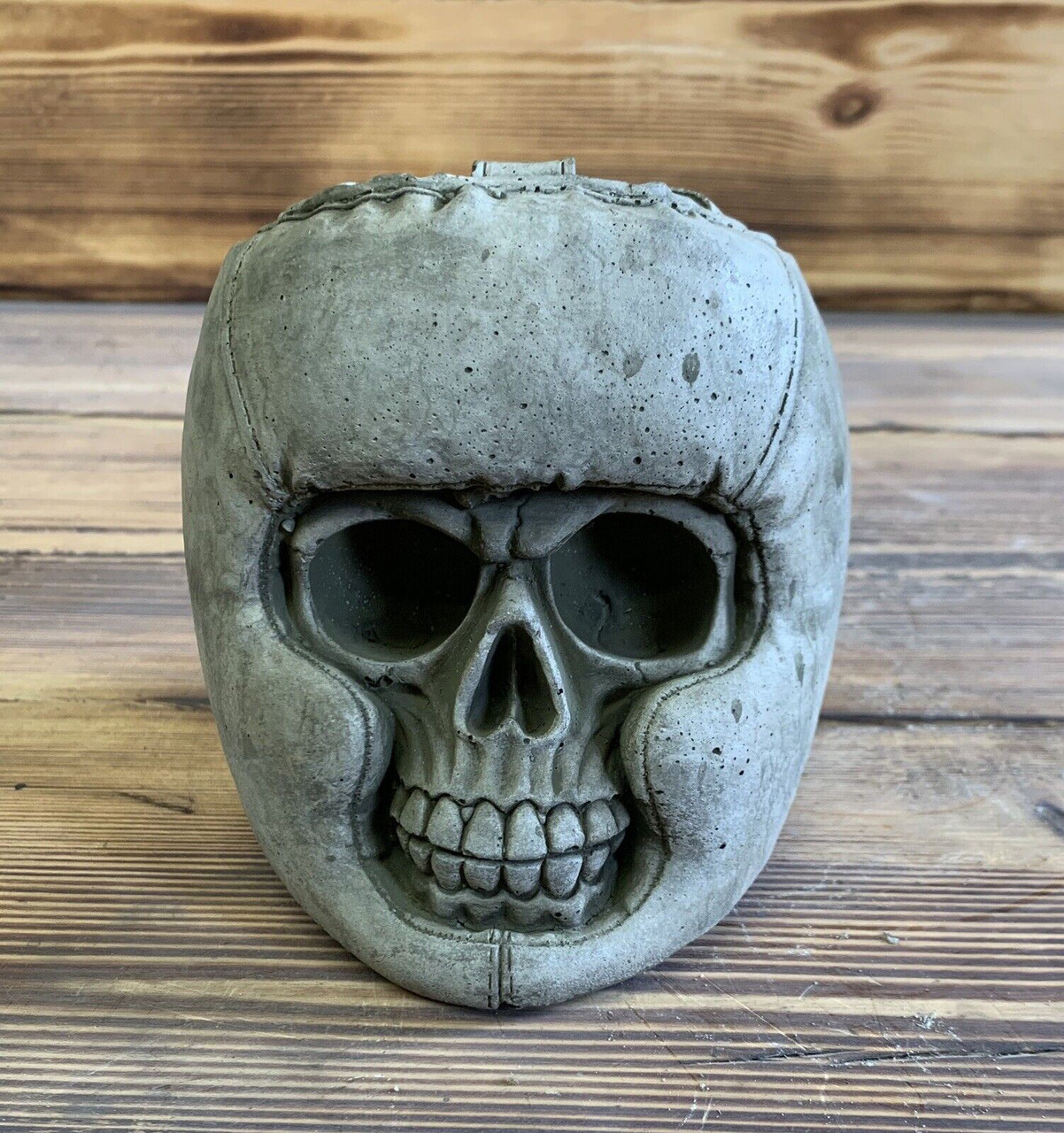 STONE GARDEN BOXING SKULL GOTHIC HUMAN HEAD ORNAMENT STATUE