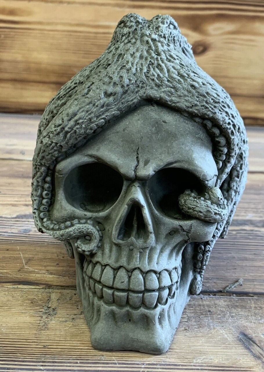 STONE GARDEN OCTOPUS SKULL GOTHIC HUMAN HEAD ORNAMENT STATUE