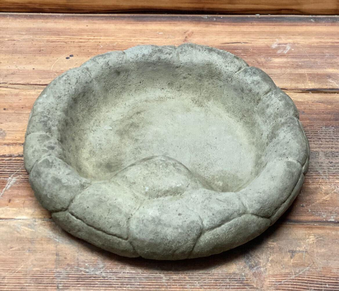 STONE GARDEN BRICK/STONE EFFECT LEAF DETAILED BIRD BATH + BIRD STATUE ORNAMENT