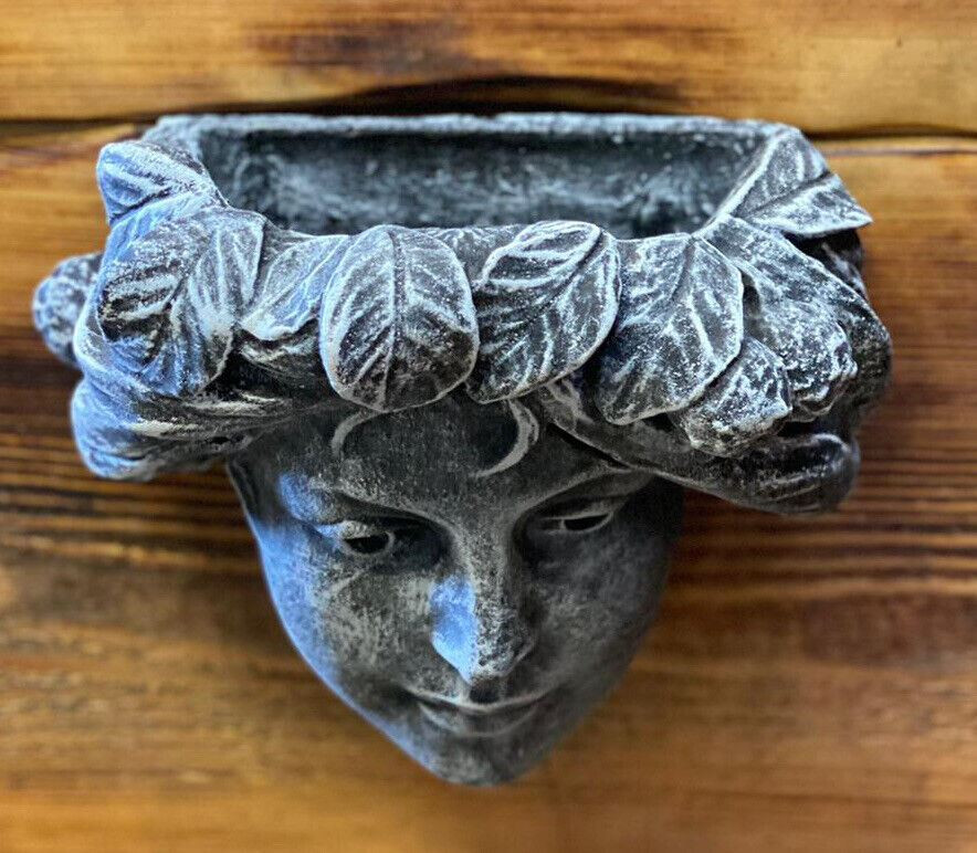 STONE GARDEN FEMALE GIRL LADY WITH LEAVES WALL PLAQUE PLANTER PLANT-POT ORNAMENT