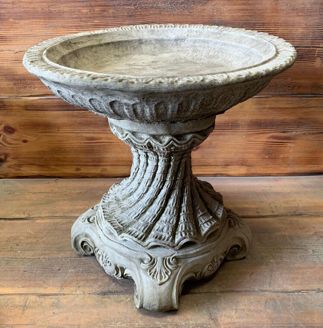 STONE GARDEN LARGE  ART DECO STYLE LEAF VINE DETAILED BIRD BATH  STATUE ORNAMENT