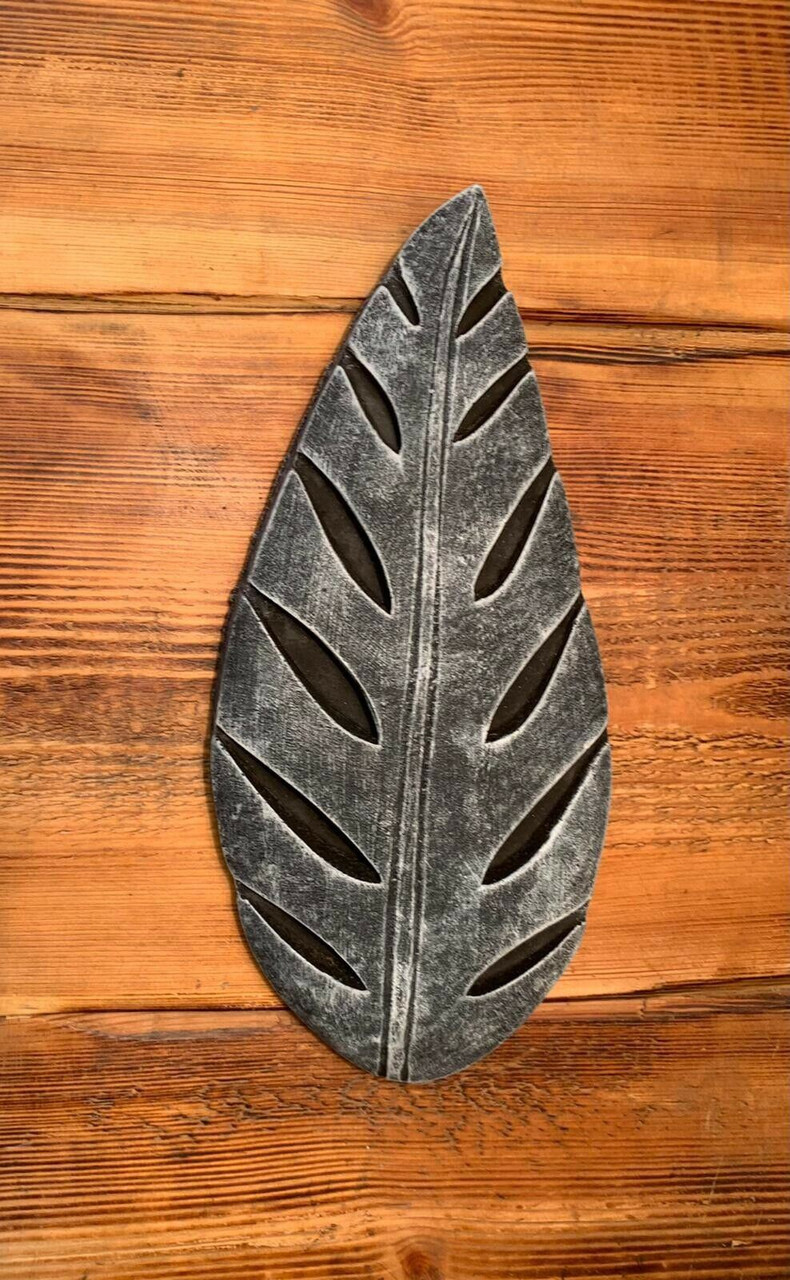 STONE GARDEN DETAILED LEAF PLAQUE HANGING CONCRETE  GIFT ORNAMENT