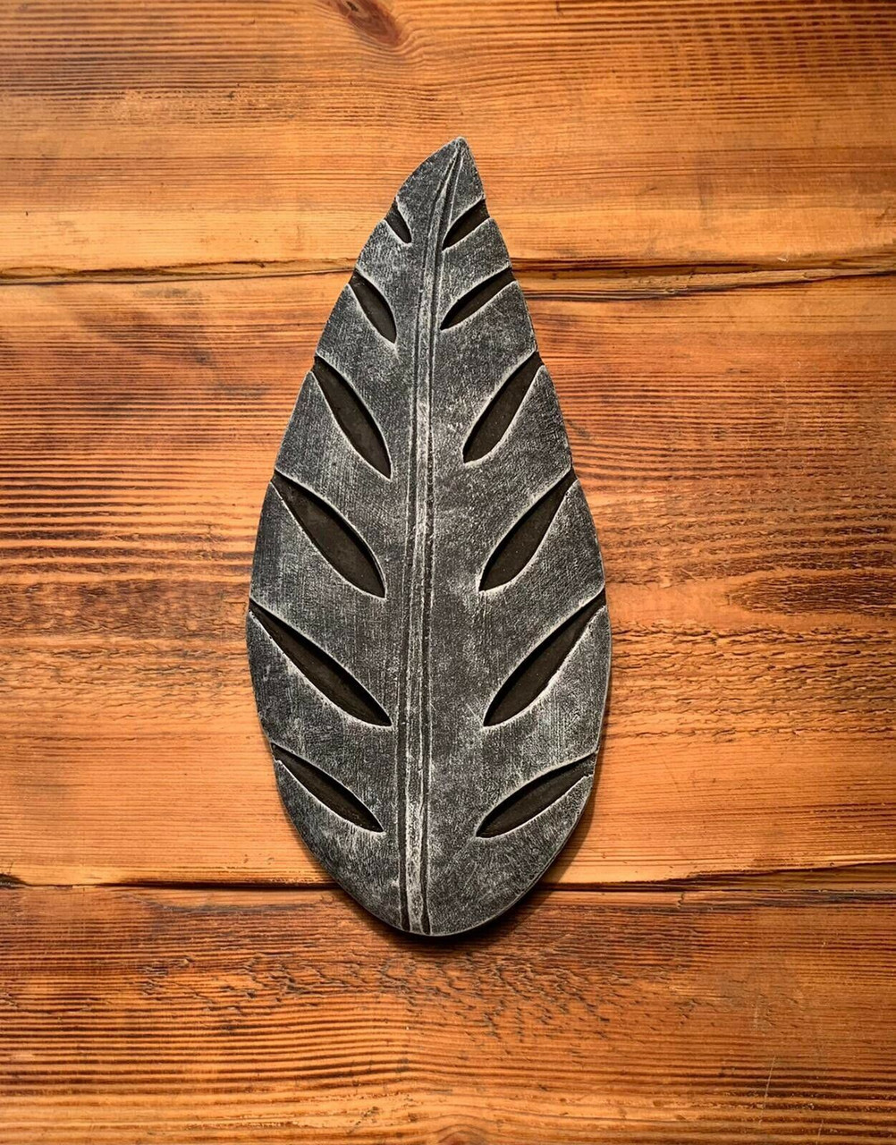 STONE GARDEN DETAILED LEAF PLAQUE HANGING CONCRETE  GIFT ORNAMENT