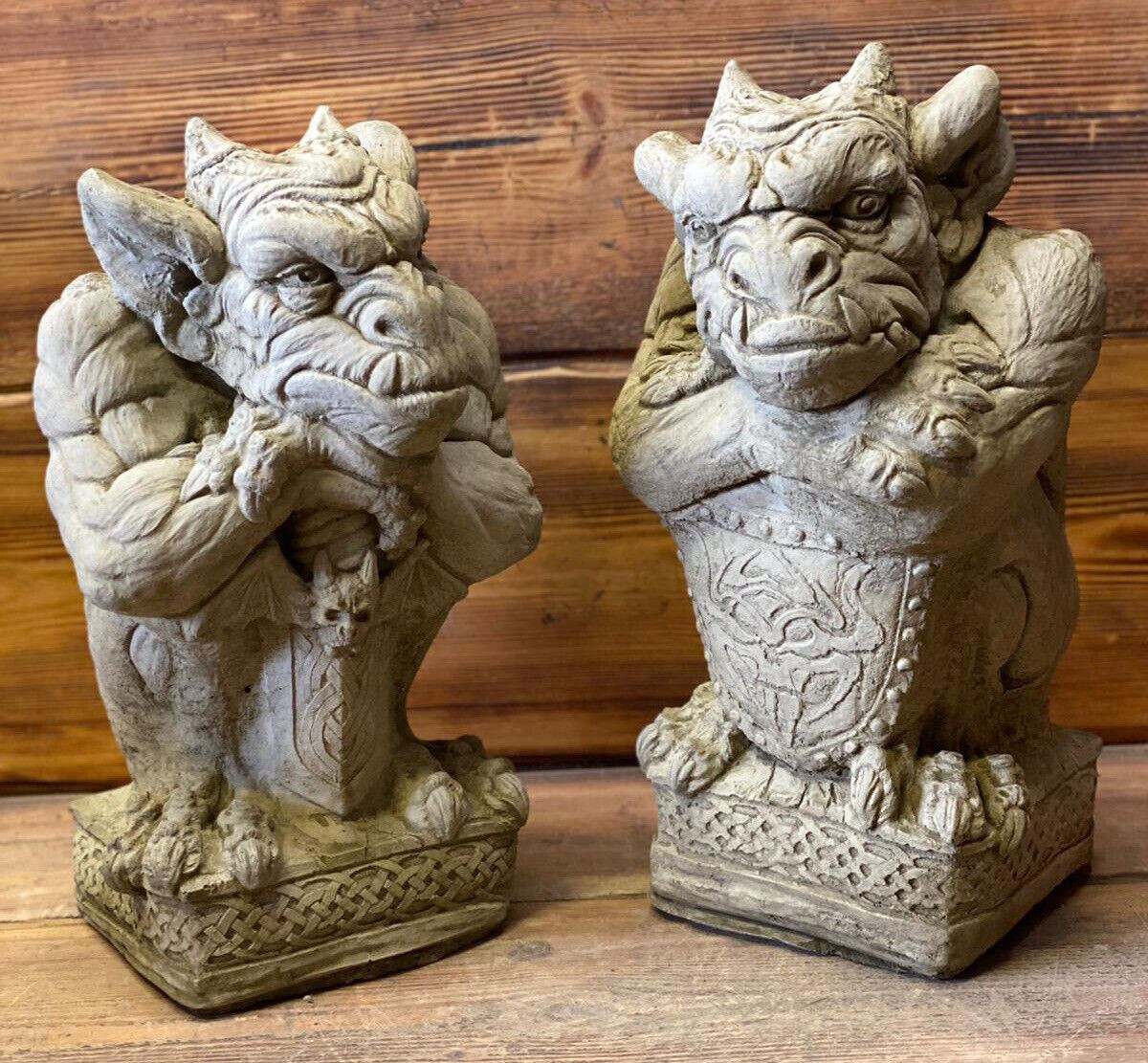 STONE GARDEN LARGE PAIR OF GARGOYLE GREMLIN PILLAR CAP  STATUE ORNAMENTS