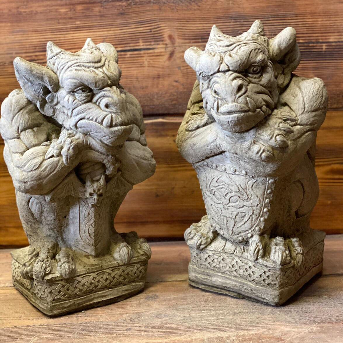 STONE GARDEN LARGE PAIR OF GARGOYLE GREMLIN PILLAR CAP  STATUE ORNAMENTS