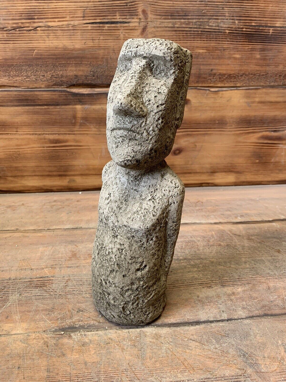 STONE GARDEN  EASTER ISLAND HEAD / MOAI / TIKI CONCRETE ORNAMENT