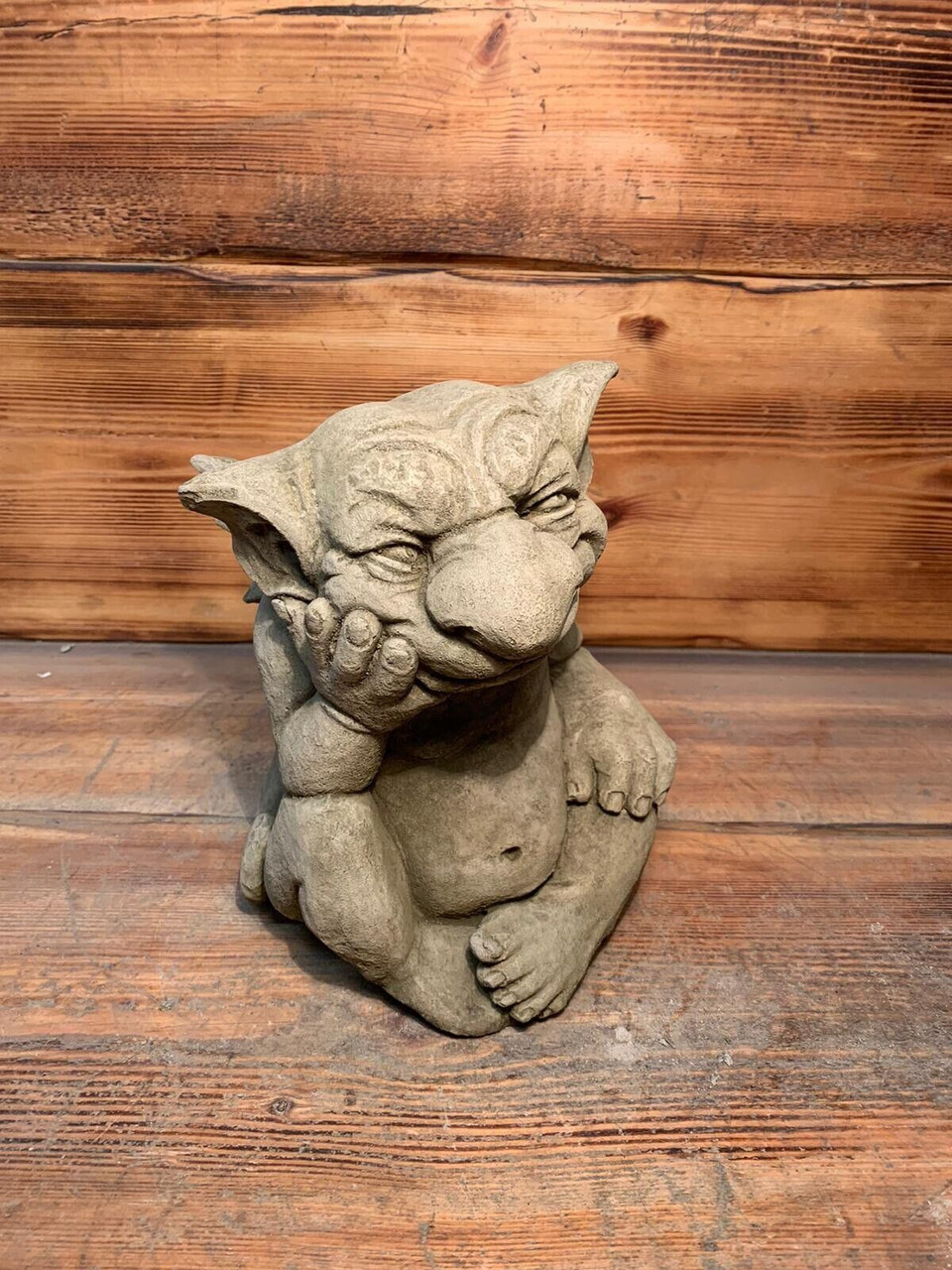 STONE GARDEN  GOTHIC GARGOYLE GREMLIN DEVIL DRAGON DETAILED ORNAMENT