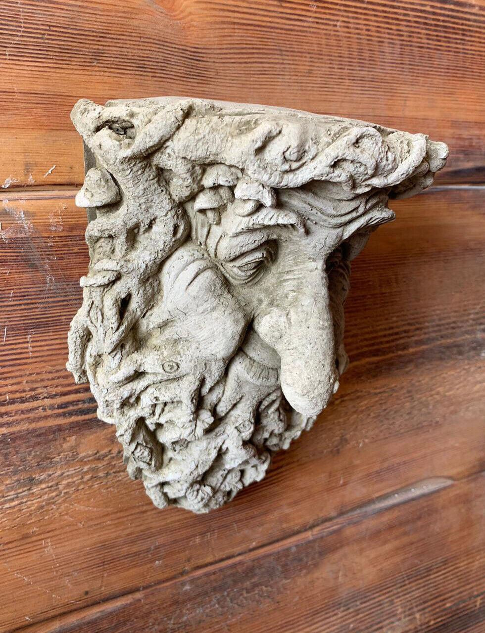 STONE GARDEN  GREEN MAN LEAF FACE / BRANCHES WALL TREE PLAQUE HANGING ORNAMENT