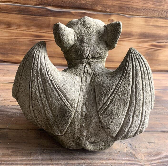 STONE  GARDEN GARGOYLE GREMLIN WINGED GOTHIC ORNAMENT