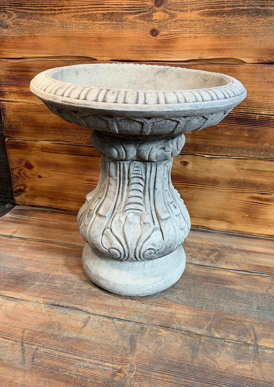 STONE GARDEN ART DECO STYLE DETAILED BIRD  BATH STATUE ORNAMENT