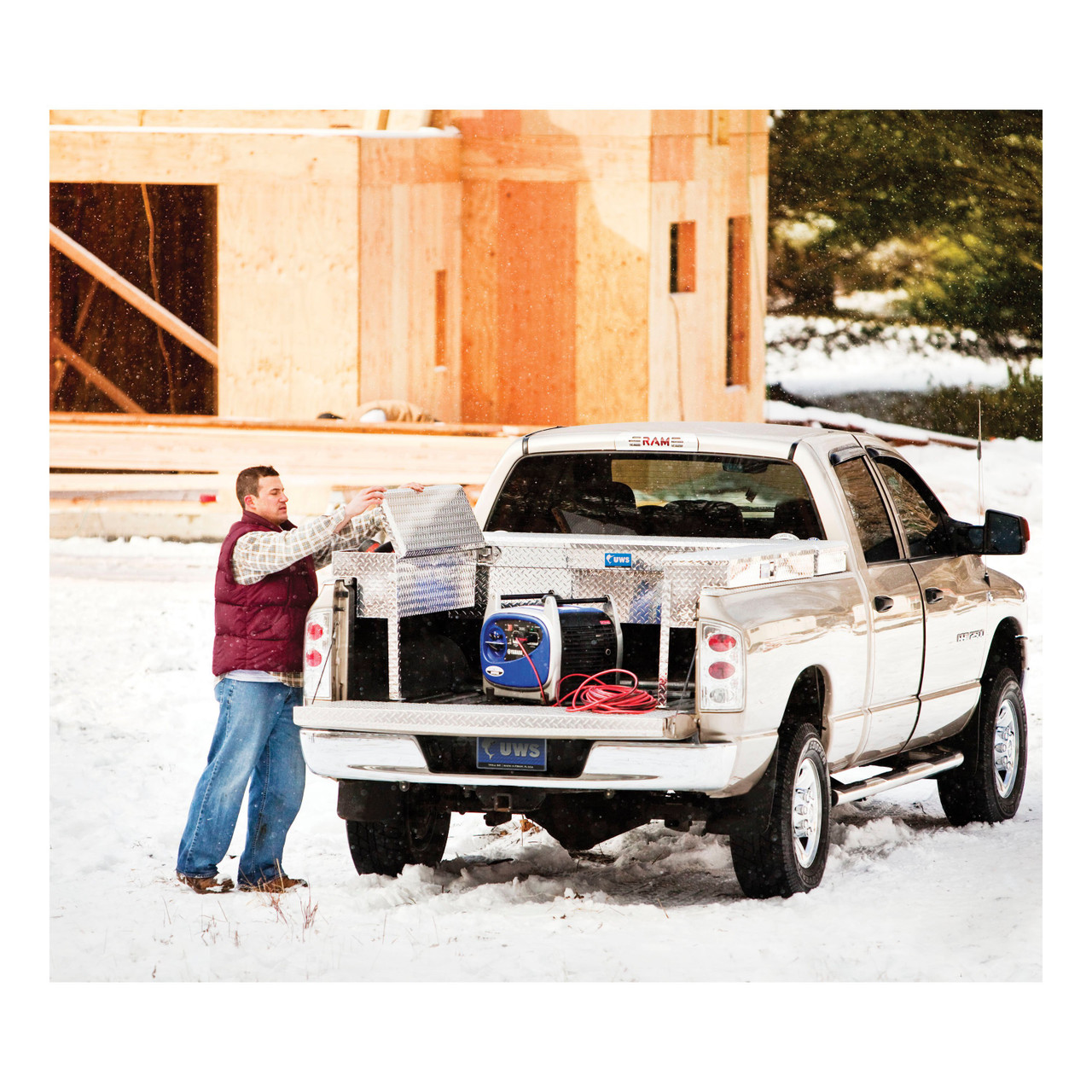 UWS Bright Aluminum 48" Truck Side Tool Box (Heavy Packaging) EC30091