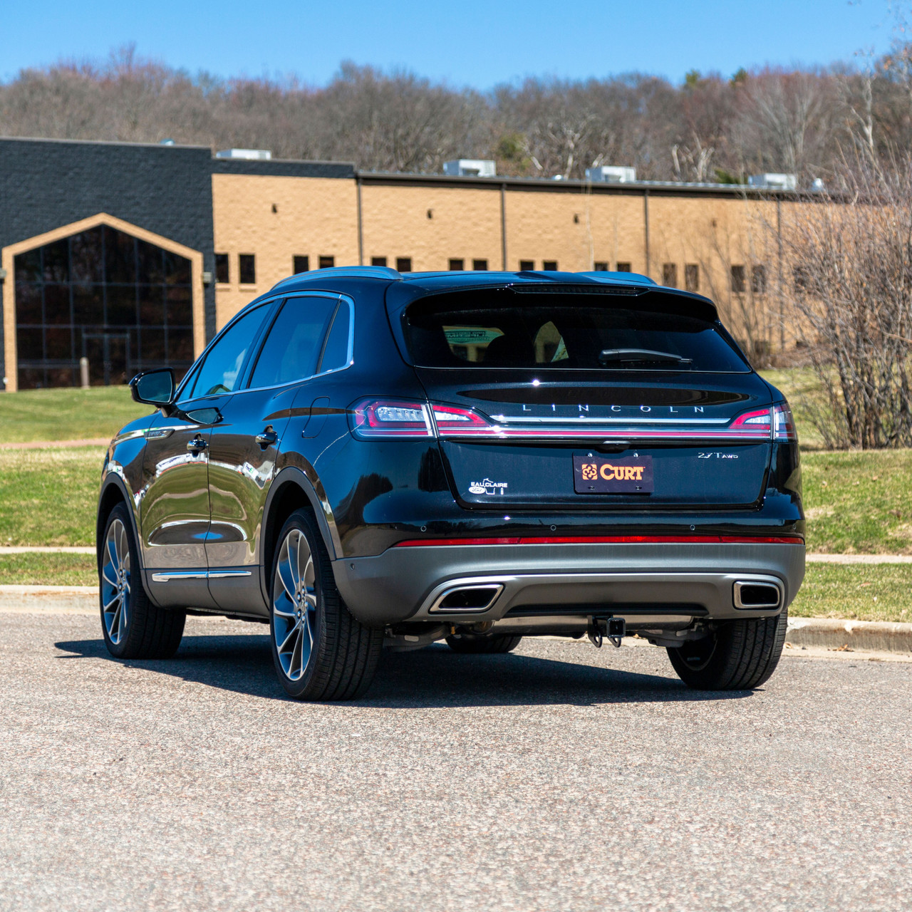 2016-2018 Lincoln MKX All CURT Class 3 Trailer Hitch, 2" Receiver + 2" Ball + 1-7/8" Ball Kit