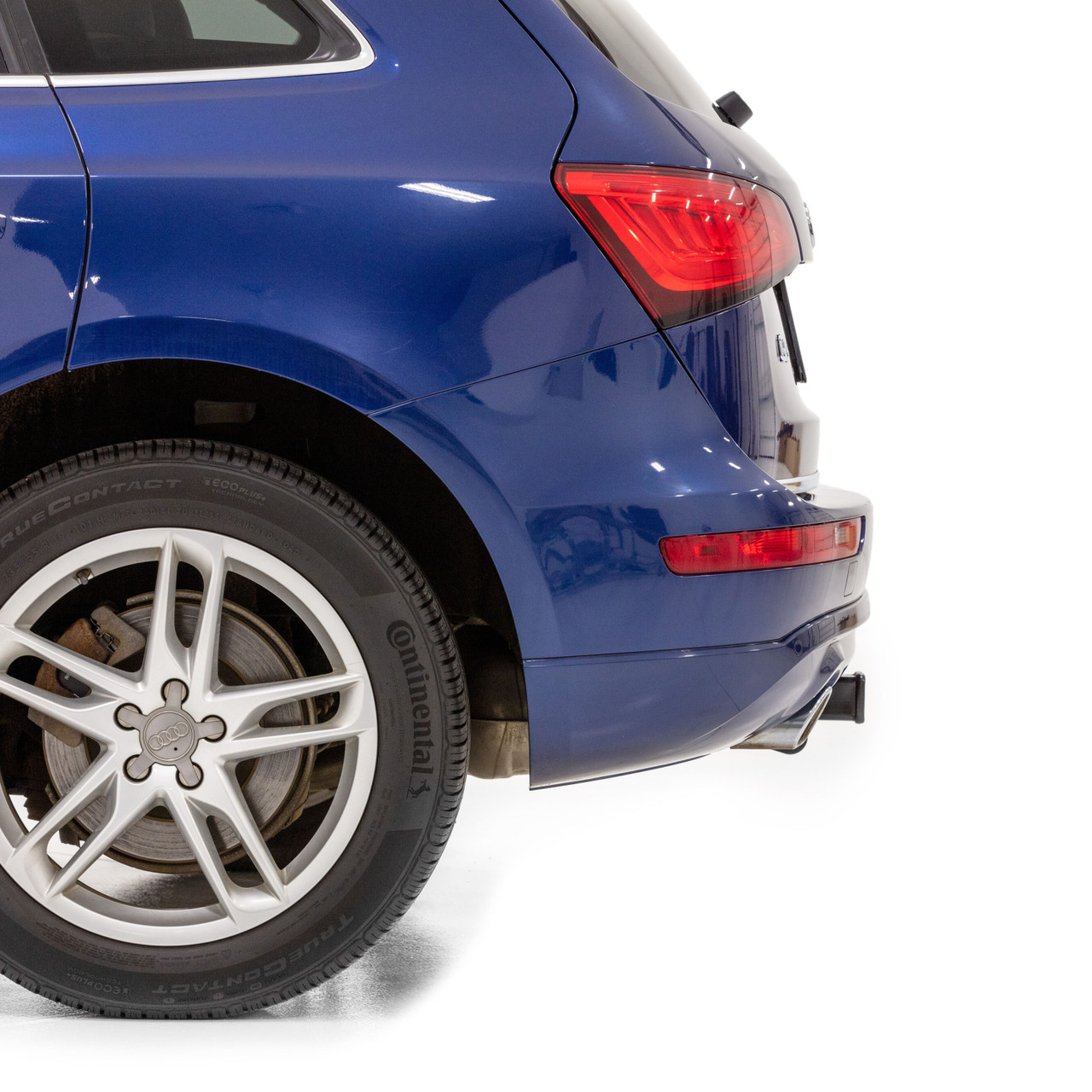 2011-2017 Audi Q5 All CURT Class 3 Trailer Hitch, 2" Receiver + 2" Ball + 1-7/8" Ball Kit