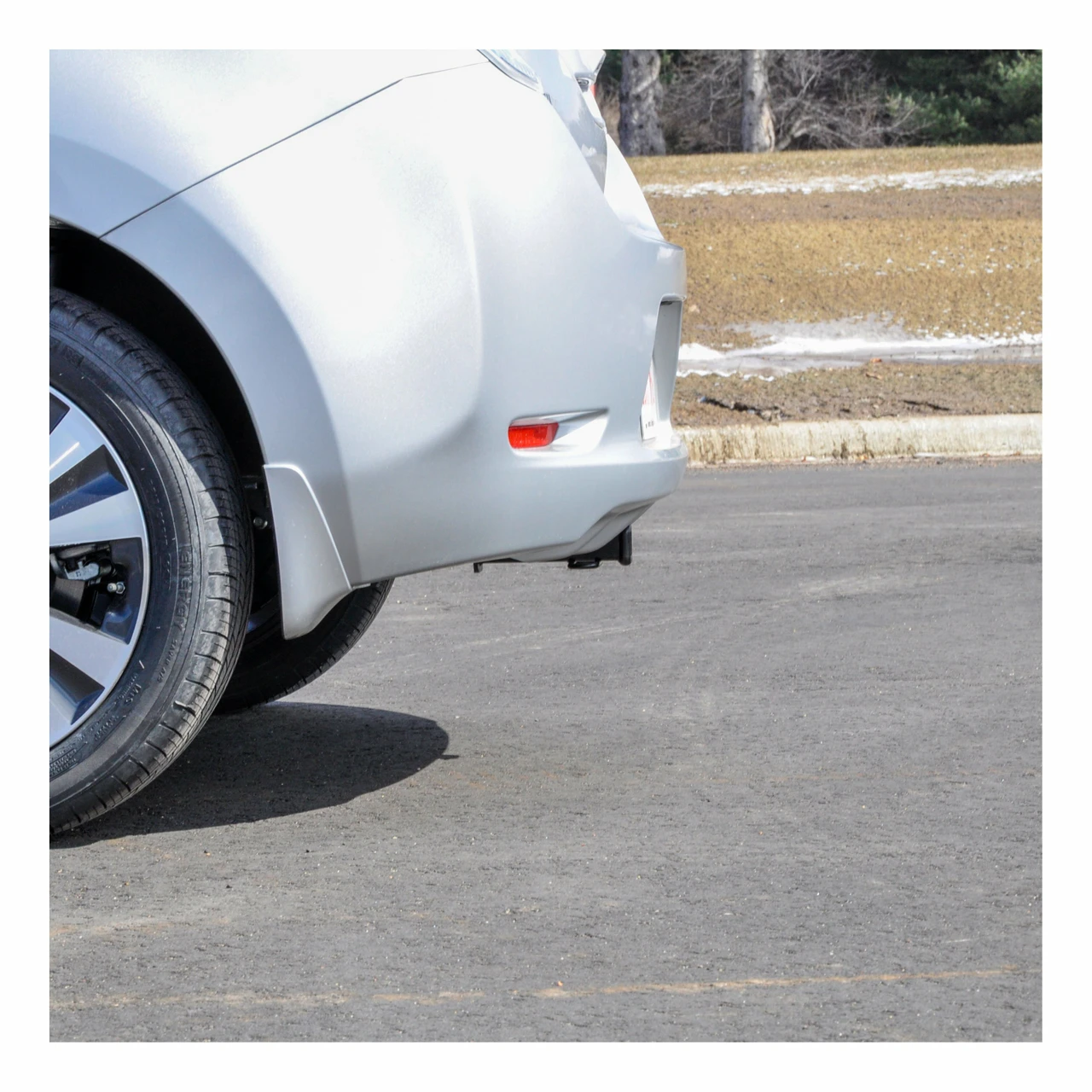 2011-2017 Nissan LEAF All Class 1 Trailer Hitch, 1-1/4" Ball Mount