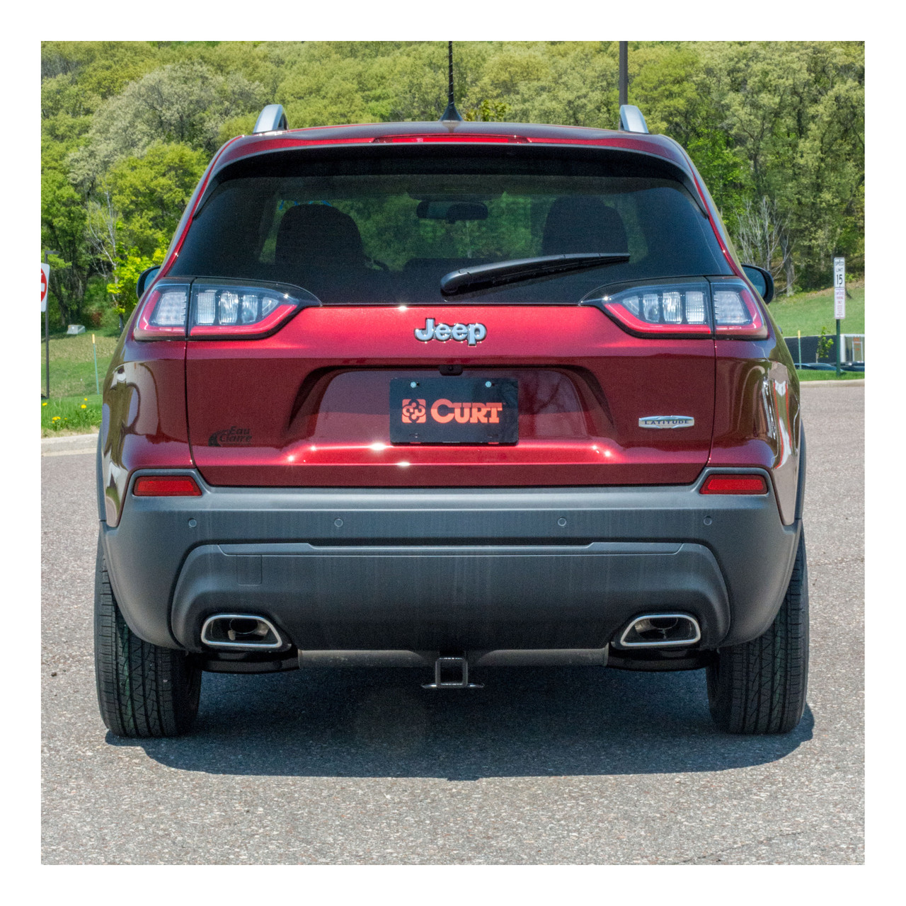 2019-2023 Jeep Cherokee All CURT Class 3 Hitch, 2" Receiver + 2" Ball + 1-7/8" Ball Kit