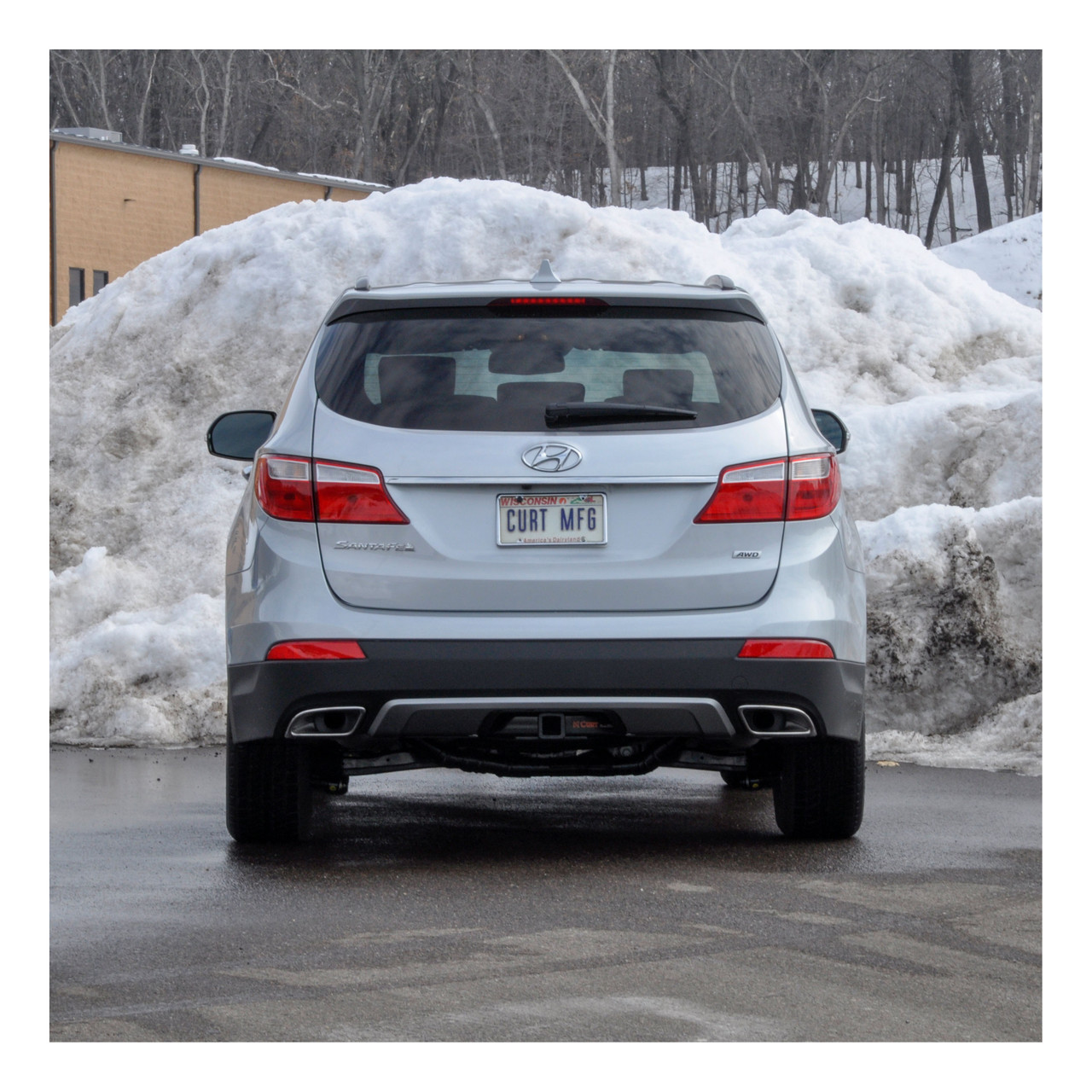 2016-2018 Hyundai Santa Fe SE CURT Class 3 Trailer Hitch, 2" Receiver + 2" Ball + 1-7/8" Ball Kit