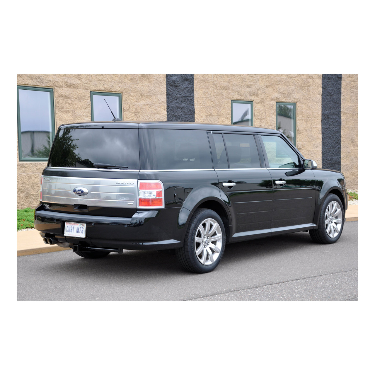 2009 - 2019 Ford Flex Without dual exhaust Curt 2" Class 3 Trailer Tow Hitch + 5-Flat Wiring Kit Tow Boat/Utility Trailer with Surge Brakes 13551
