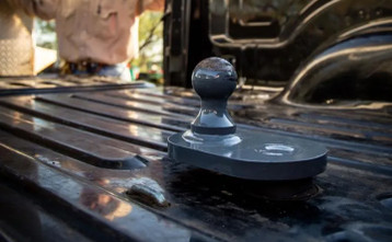 Enhancing Maneuverability: Pairing the Reese Goosebox 94920 with an Offset Ball