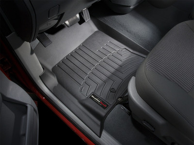 WeatherTech FloorLinerTM DigitalFit; Black; Front 440041