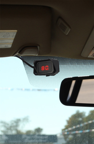 InSIGHT™ Proportional 1-4 Axle Trailer Brake Controller – 3-Part Design, Digital Display, Easy Install, 7 Sensitivity Settings